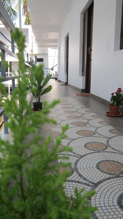 Heather Home Stay Kochi Zewnętrze zdjęcie