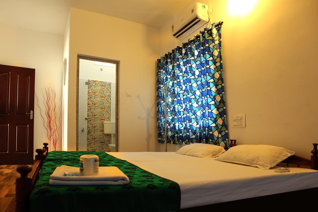 Heather Home Stay Kochi Zewnętrze zdjęcie