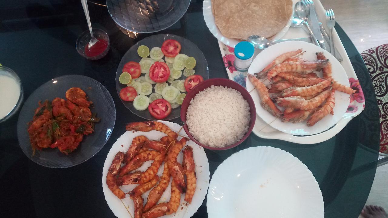 Heather Home Stay Kochi Zewnętrze zdjęcie